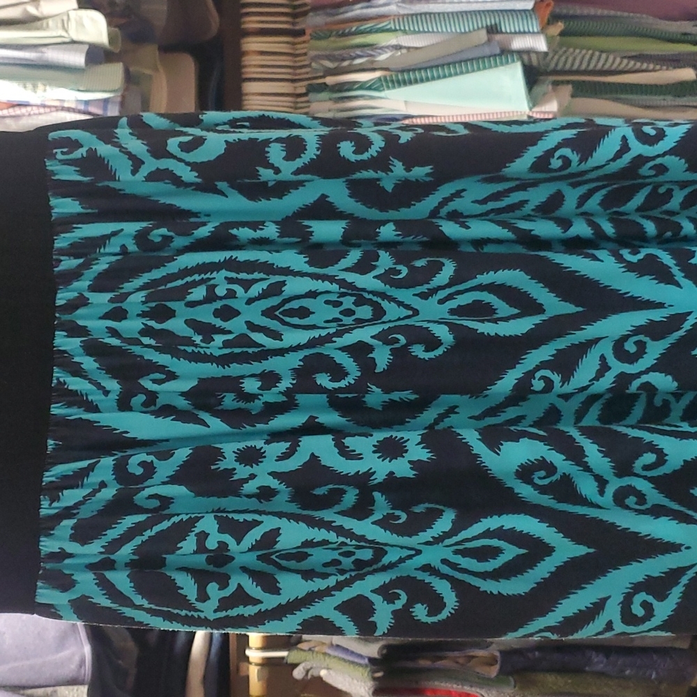 Size Large Maxi - Picture 3 of 3